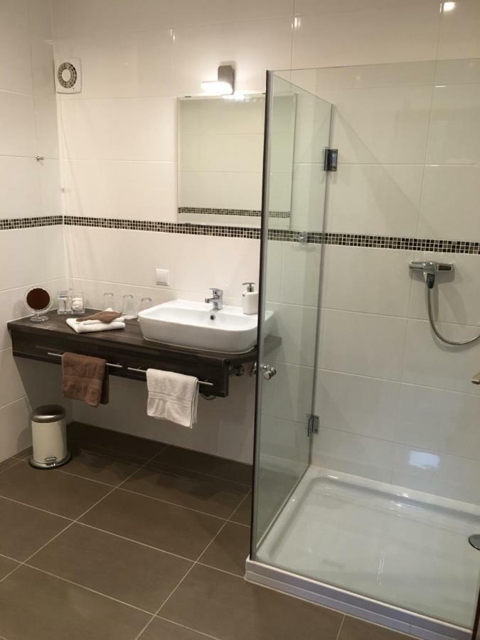 Niedenstein Ferienwohnung Familie Slepitzka מראה חיצוני תמונה
